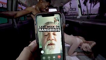 play Questo mostra al nonno come sua nipote fa sesso