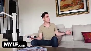 play Películas xxx en manele con tanque se folla a una prostituta porno gratis