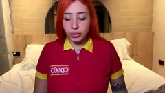 play A caixa latina Oxxo não resiste à masturbação para o chefe - peitos grandes, bunda grande, peitos falsos