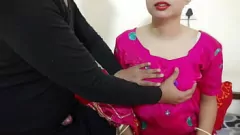 play Leçon explicite de l'enseignant indien: seins, gros plans de chatte et de trou du cul, baise hardcore